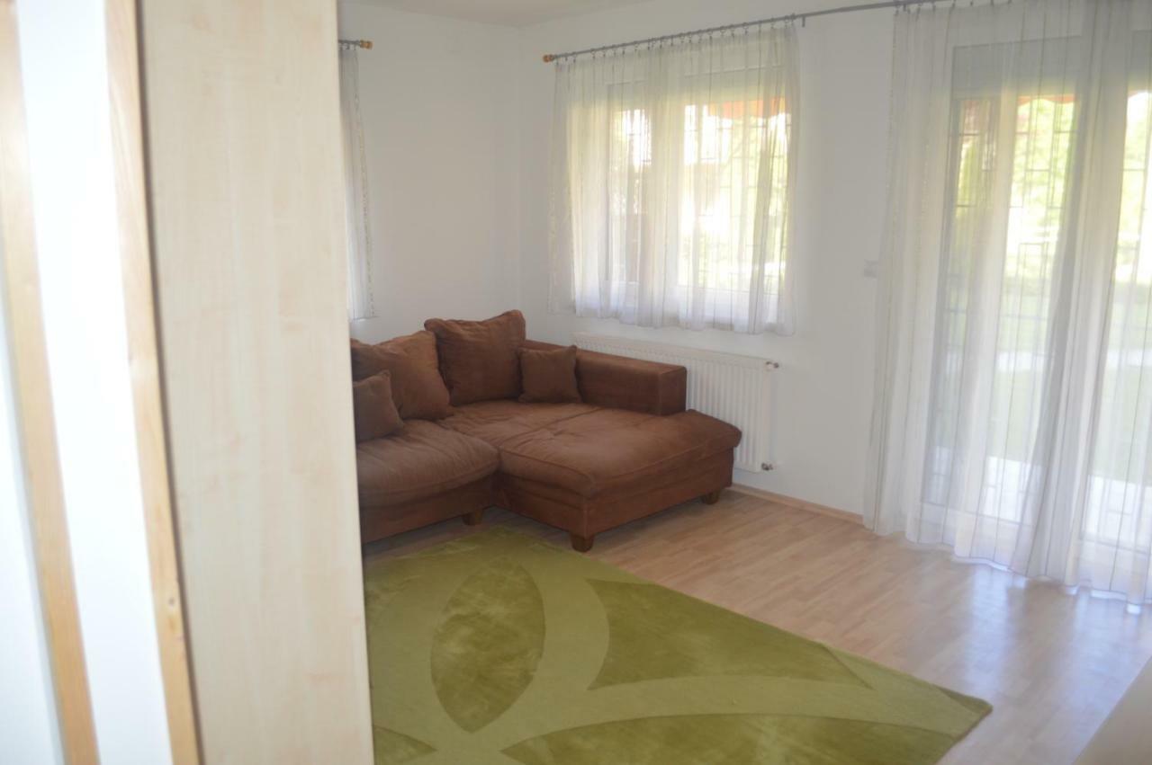 Telepes Apartman Budapeste Exterior foto
